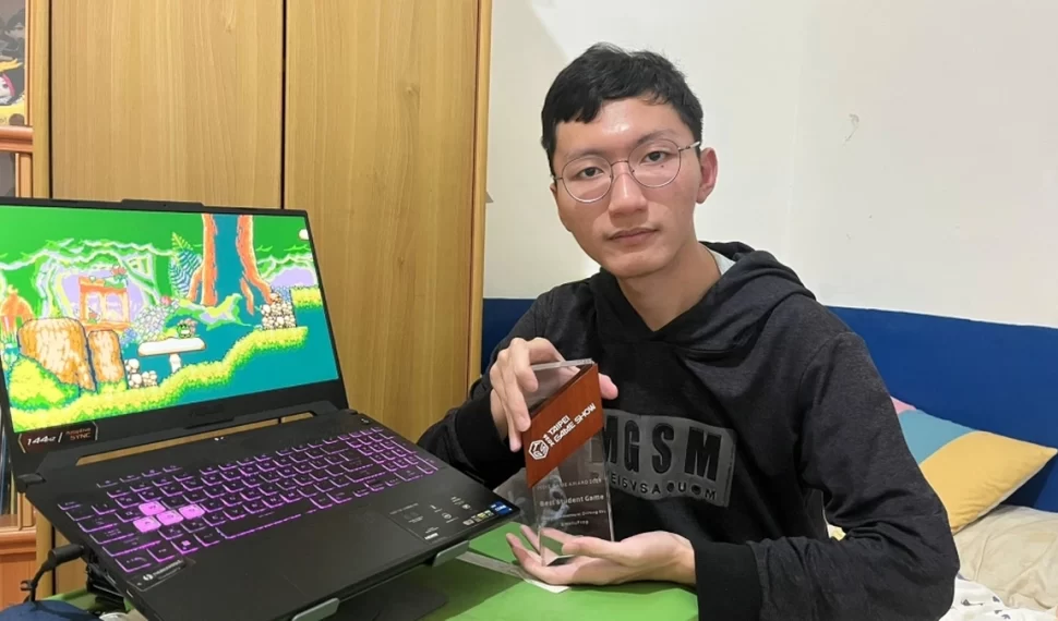 SmellyFrog奪Premio al juego independiente最佳學生遊戲！