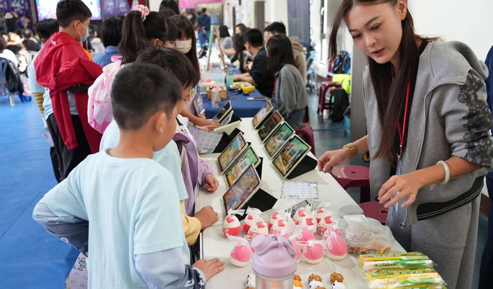 「雲林縣2025數位嘉年華」推廣智慧教育 縣府攜東吳大學打造「智慧創新AI學習中心」 「雲林縣2025數位嘉年華」推廣智慧教育 縣府攜東吳大學打造「智慧創新AI學習中心」