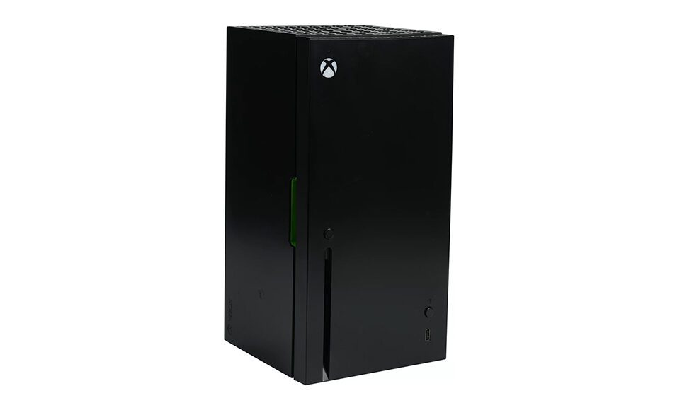 Xbox Series X Replica 迷你冰箱現在超級便宜
