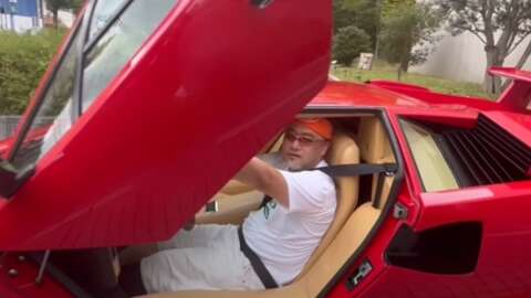 Platinum Games 的神谷秀樹並未退休，但一年內無法創作遊戲