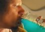 這個90年代風格的Fortnite廣告使Eric Andre Drind Slurp Juice