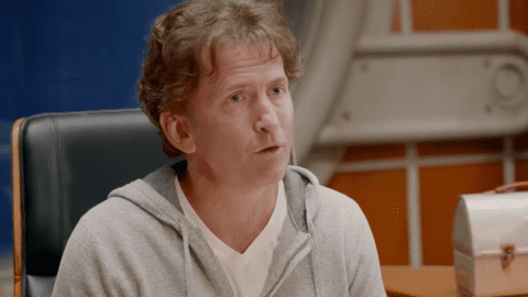 Todd Howard) 「真的非常抱歉」看到菲爾史賓塞 (Phil Spencer) 退休，並對新任執行長發表看法