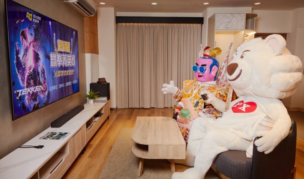 神明也懂 3C？三太子腳踩風火輪降臨燦坤 指名大通「神級週邊」保你行大運！