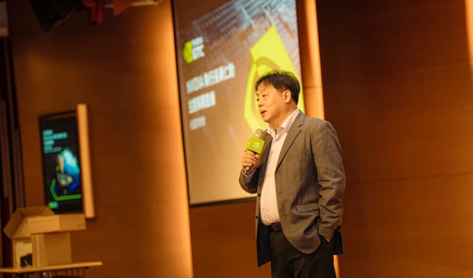 AI人才培育亮眼    文化大學首度成為NVIDIA黃仁勳校園直播據點